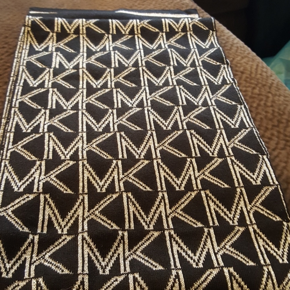 Michael kors metallic scarf